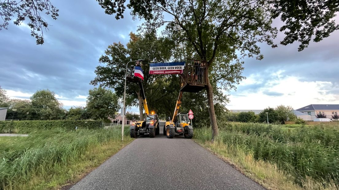 De protestvlaggen zijn terug in Nijeveen