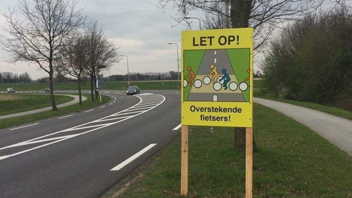Ongeruste buurt plaatst bord op plek dodelijk ongeval