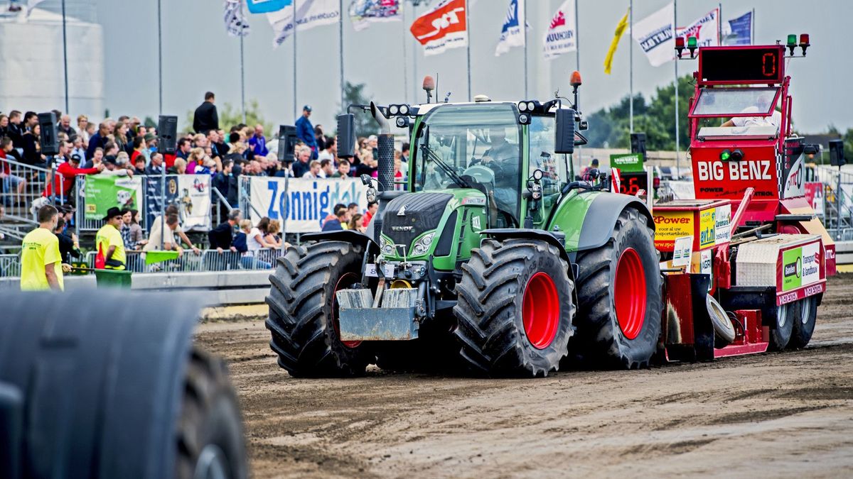 Trekkertrek dringt boerenprotest naar achtergrond: 'Geen tarwe op de baan gooien'
