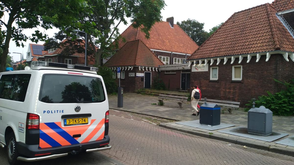 Hennepkwekerij, wapens en munitie aangetroffen in Rotterdam-Charlois