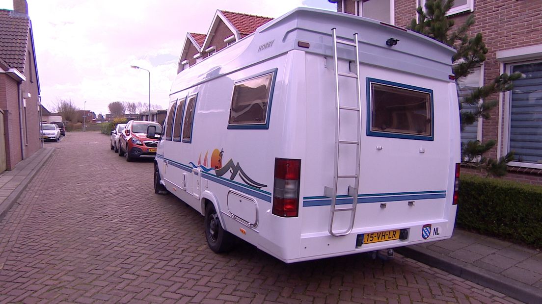 De camper van Diederik en Bep Persijn is een klassiek model uit 1996, de Hobby 600.