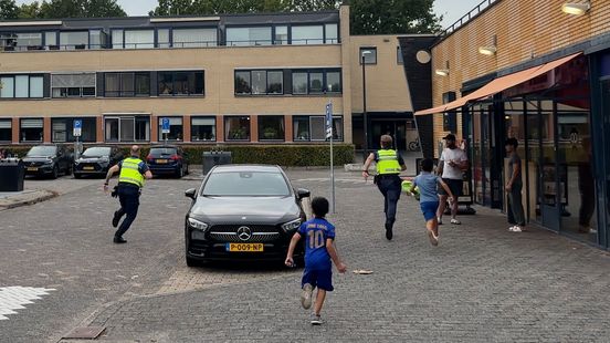 200 jongeren op de vlucht voor de politie in Leusden Home