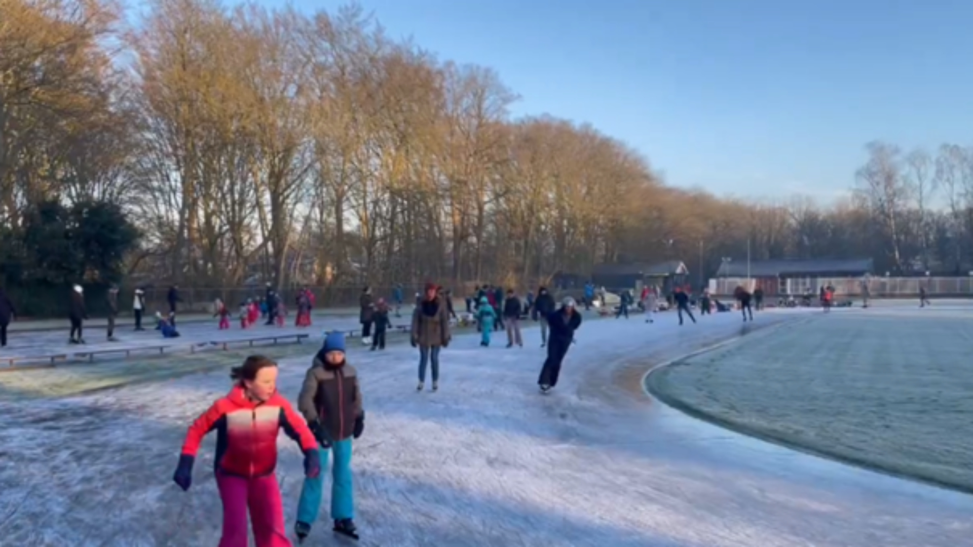 IJspret in Doorn: Met burgemeester Naafs op de ijzers