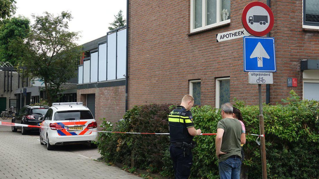 Politie doet onderzoek na steekpartij Coevorden (Rechten: Van Oost Media)