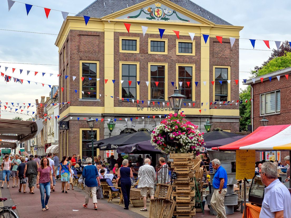 Markt in Brielle (Foto Frans Berkelaar)
