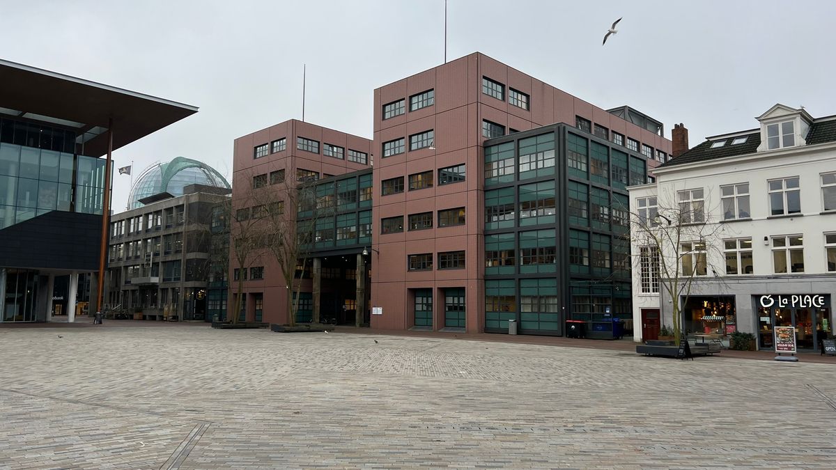 Drie jaar cel geëist tegen man uit Feankleaster voor ontucht met dochter: 