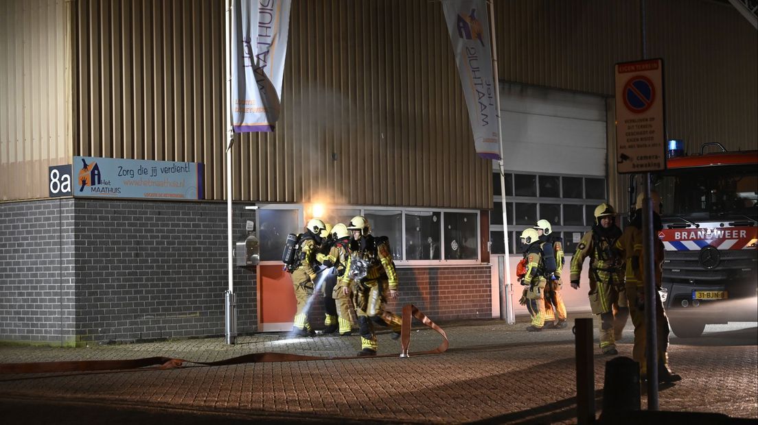 Brandweerinzet bij brand in Almelo, vannacht