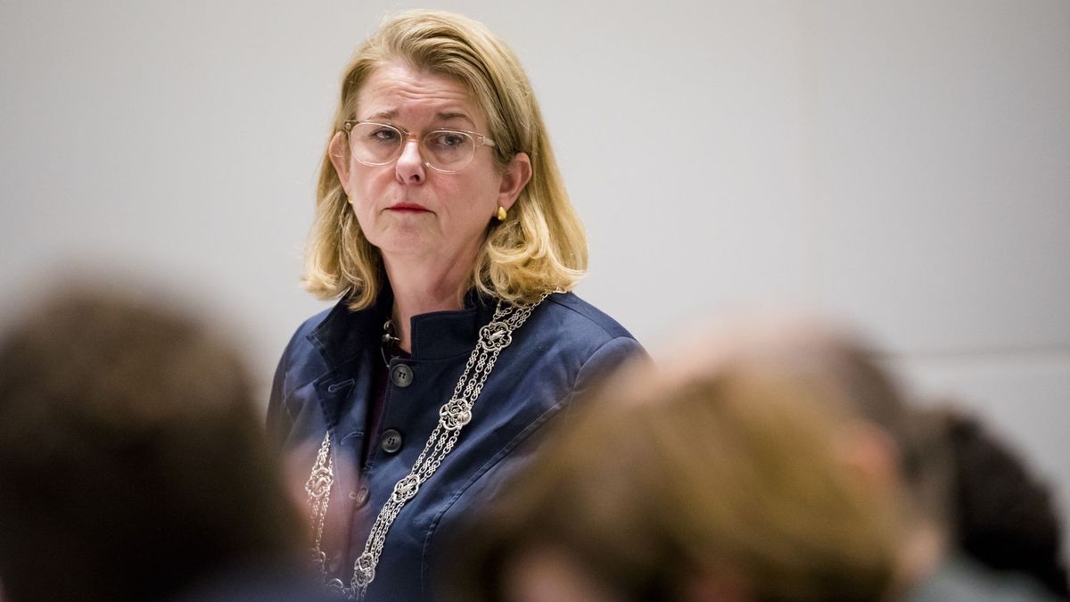 Oud-burgemeester Den Haag wist ook van politieonderzoek naar Groep de