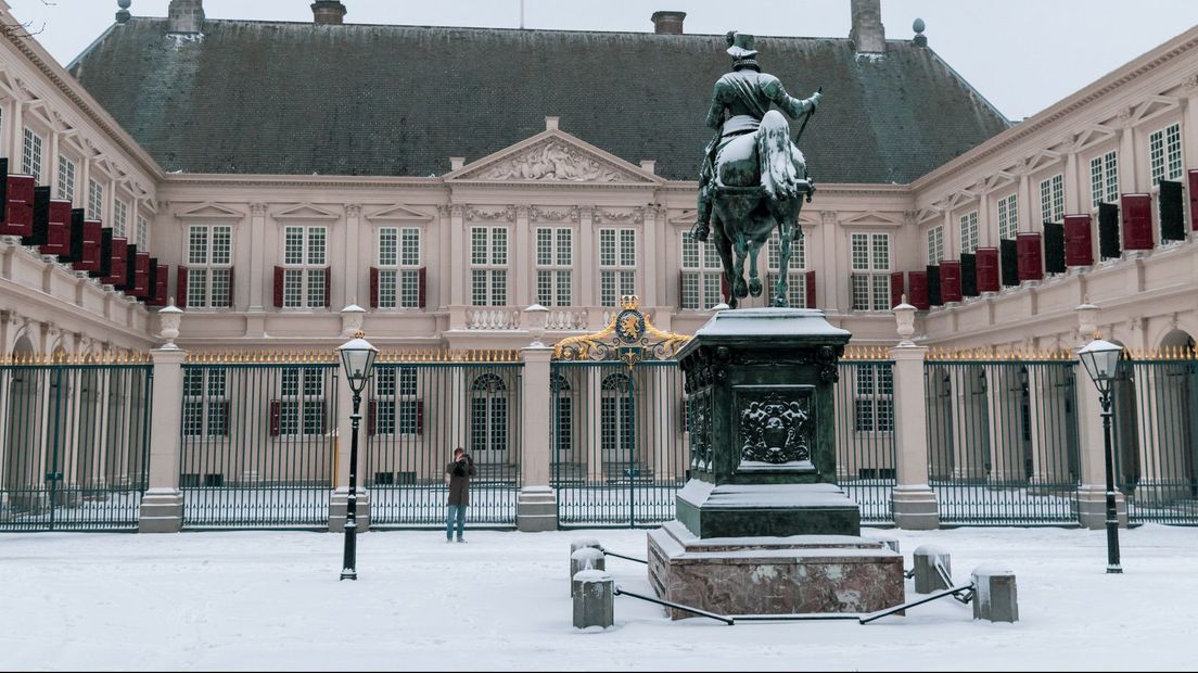 Paleis Noordeinde in de sneeuw