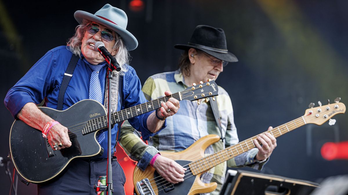 Fysieke kaartverkoop voor laatste Normaal-show dit jaar in Dalfsen ging hard