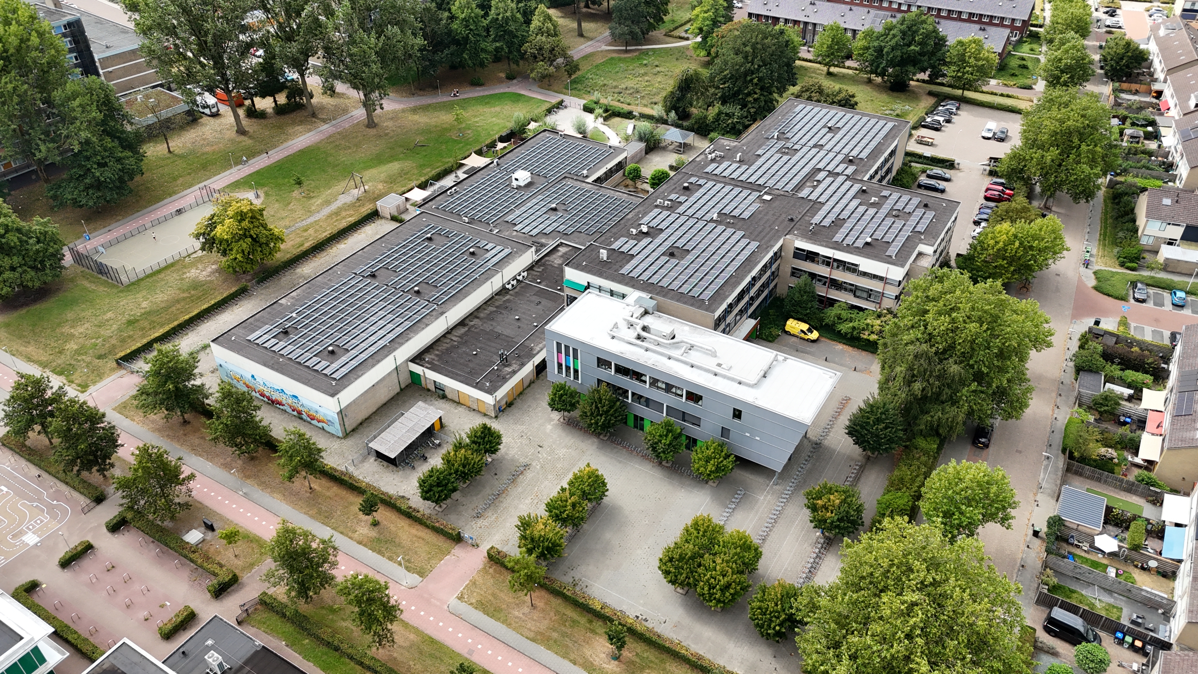 Drentse scholen houden morgen deuren dicht vanwege hevige sneeuwval