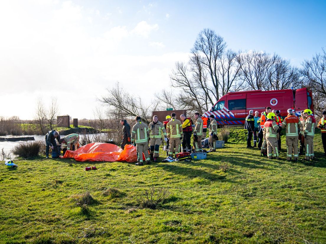 Reddingsactie nadat trekpontje omslaat in natuurgebied Beningerslikken