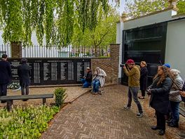 Indrukwekkende herdenking in Almelo: “Het was het begin van het einde van de Joodse gemeenschap”