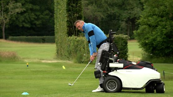 Op de golfbaan is Jelle (48) even niet ziek