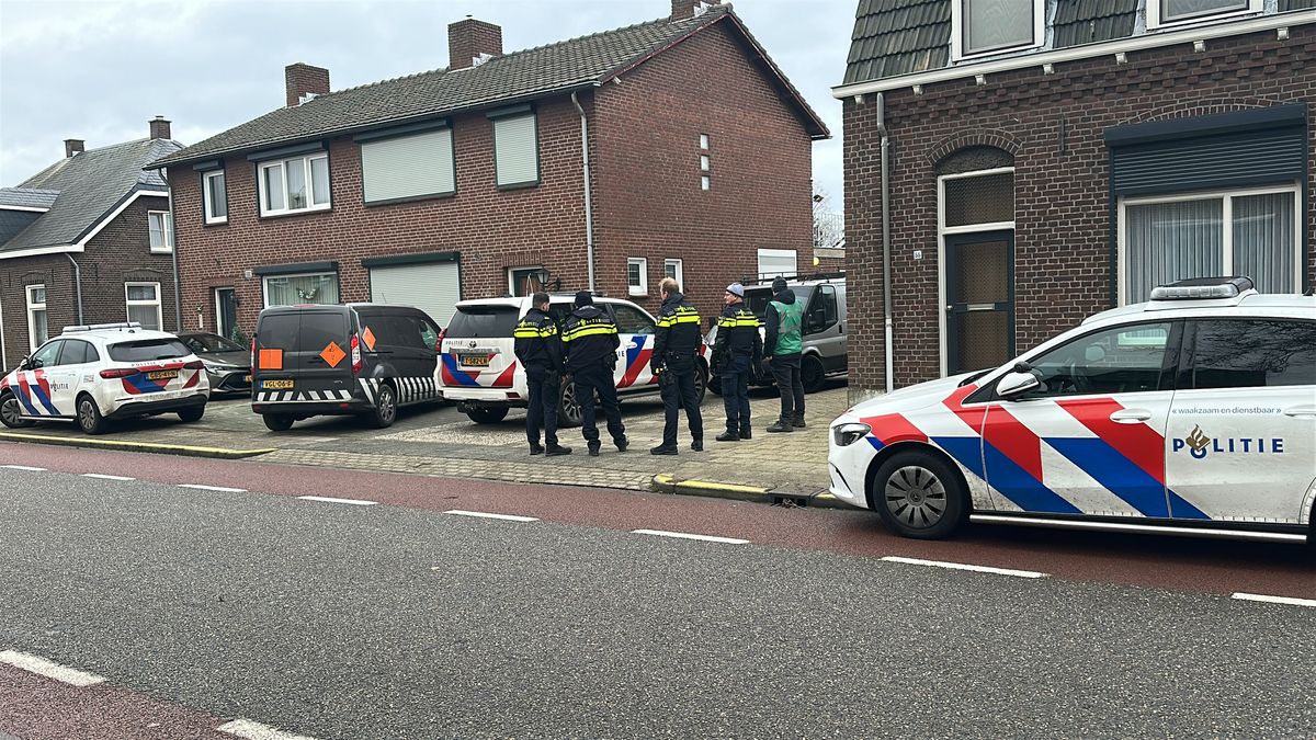 Politie doet opnieuw onderzoek in woning naar illegaal vuurwerk in Tienray