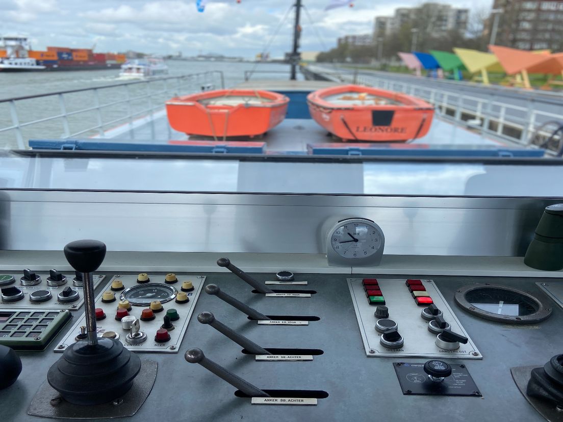 De Mate, een 60 jaar oud binnenvaartschip, is nu een leer- en werkschip