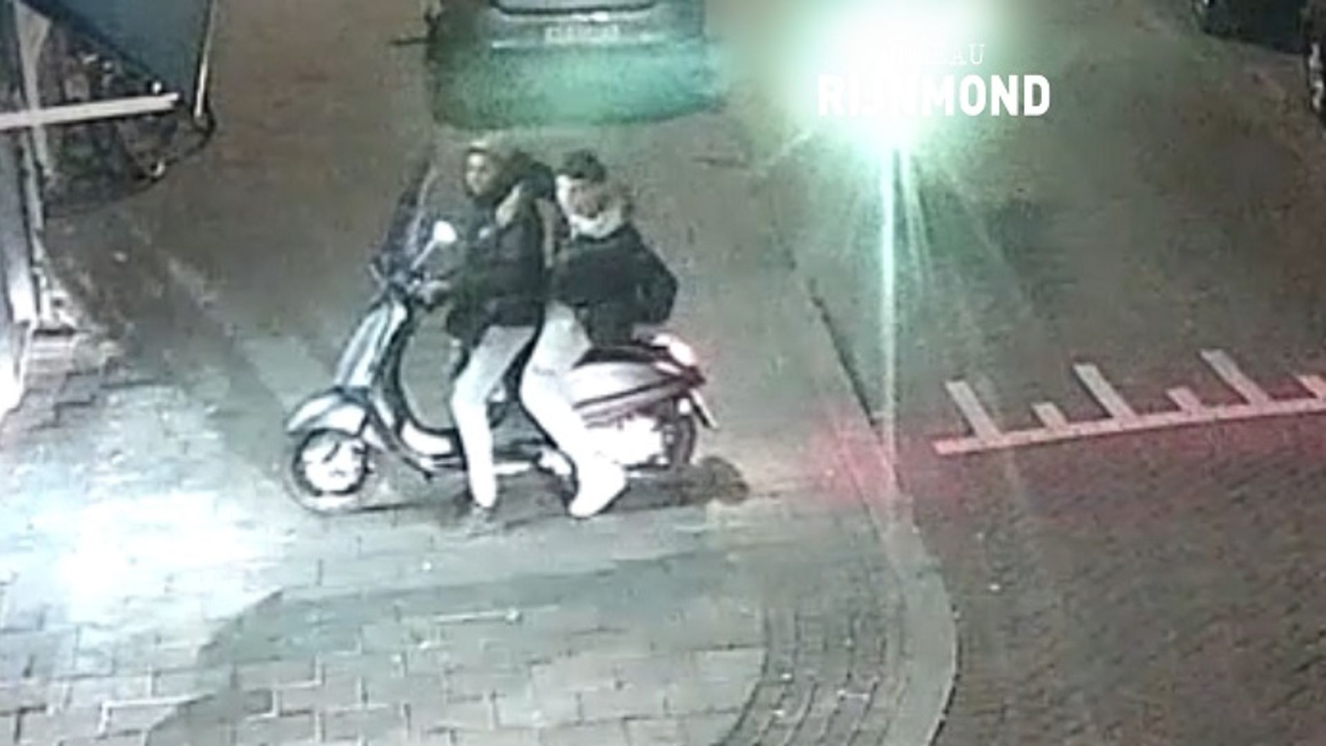 Mannen Zwaar Mishandeld Op 1e Middellandstraat Rotterdam, Wie Herkent ...