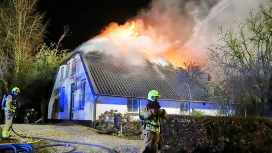 Huis in Tiel verwoest door brand
