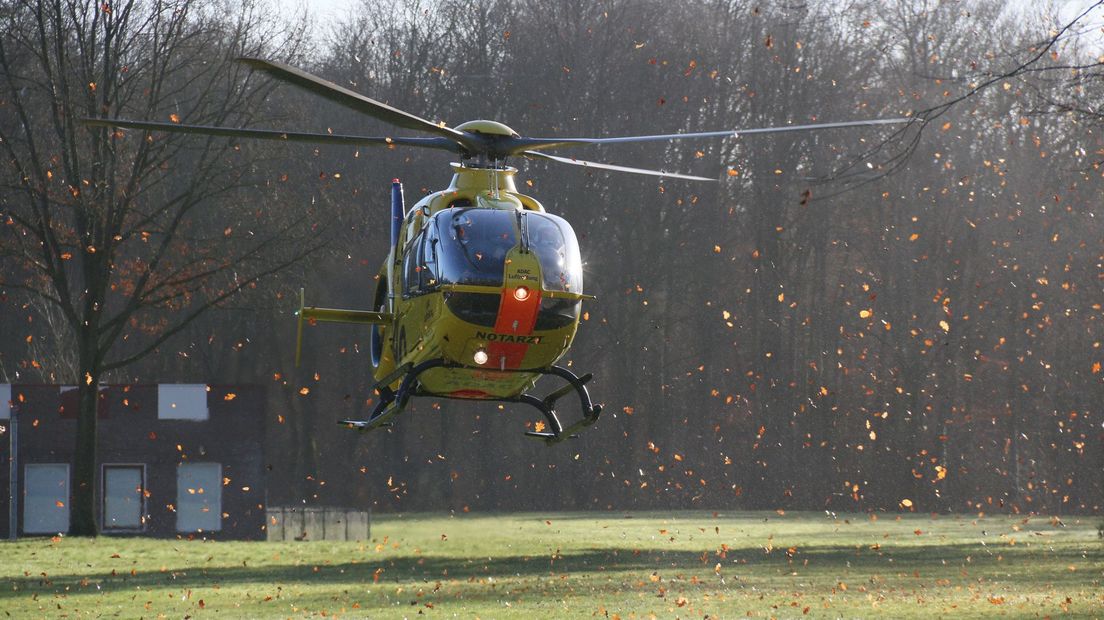 Traumahelikopter opgeroepen voor bedrijfsongeval in Rijssen