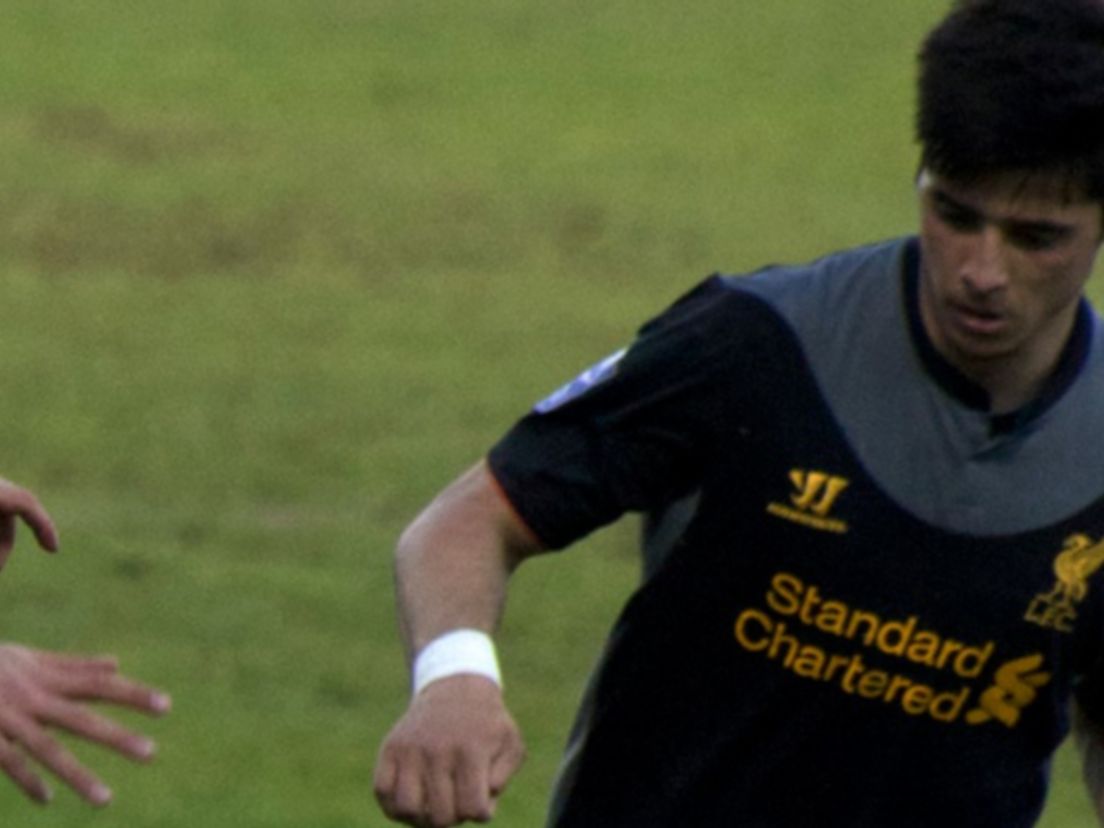 Joao Carlos Teixeira in het shirt van Liverpool