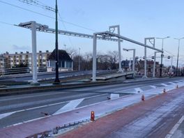 Hoornbrug vanaf vandaag zes weken dicht: verkeer moet omrijden en tramroutes zijn aangepast