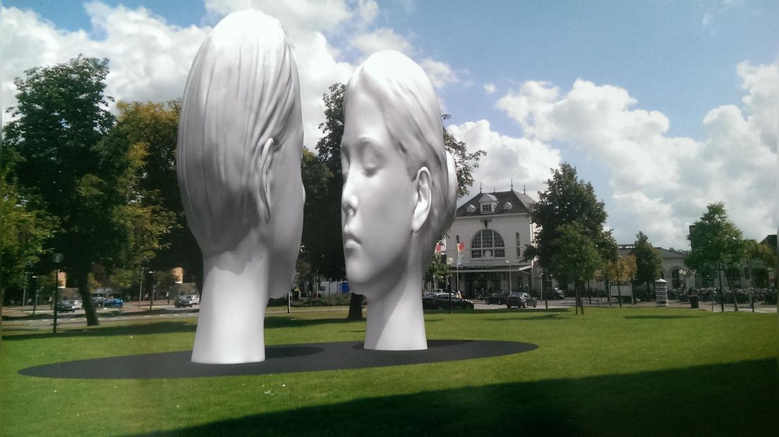 De fontein nei ûntwerp fan Jaume Plensa