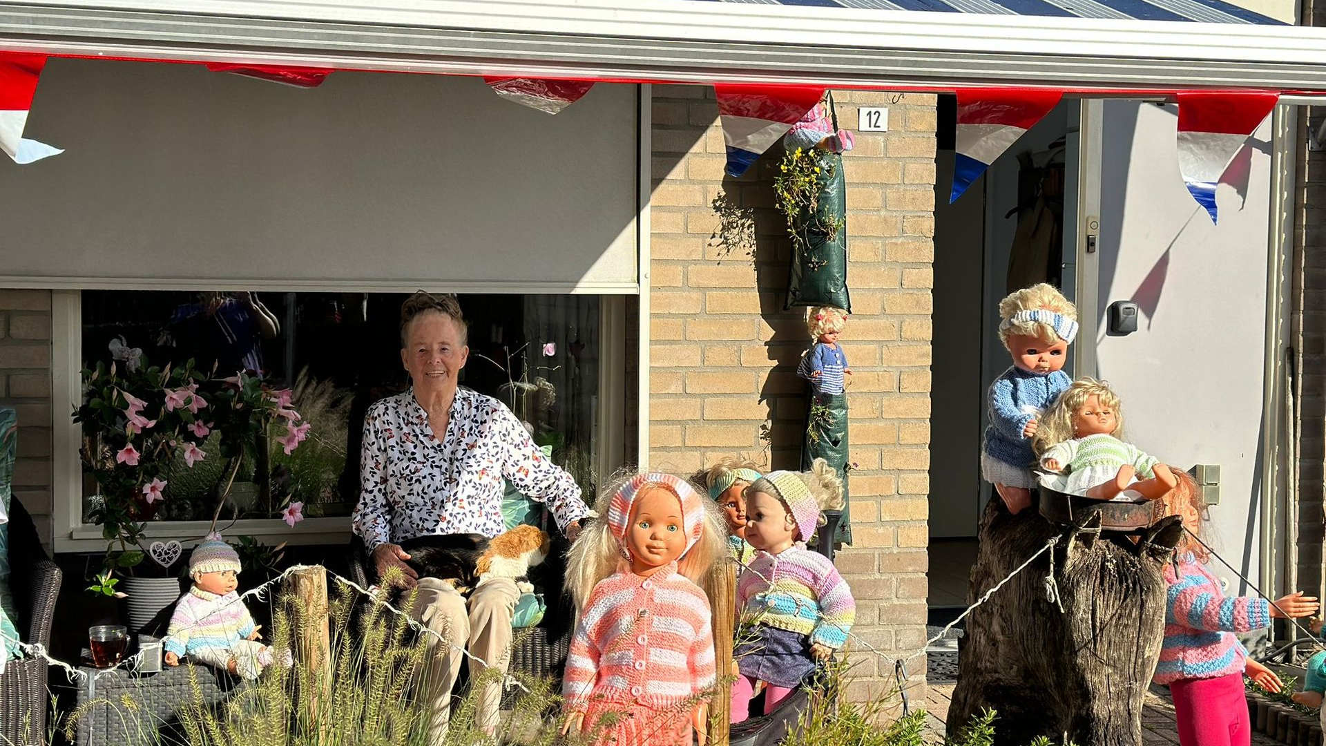 De uit de hand gelopen breihobby van oma Marijke (91): 'Dit is liefdewerk'