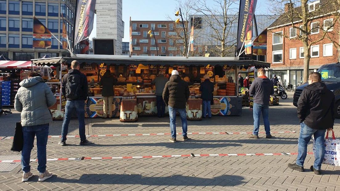 Veiligheidsmaatregelen op de markt in Hengelo