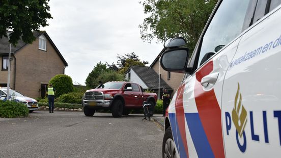 Oudere dame aangereden door pick-up truck. Oudere dame aangereden door pick-up truck.