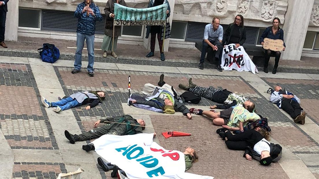 Forum voor Democratie wil woensdag in debat over de komst van de biomassacentrale op de Kleefse Waard in Arnhem. Het debatverzoek in de Gelderse Staten wordt ook ingediend door de SP en de Partij voor de Dieren.