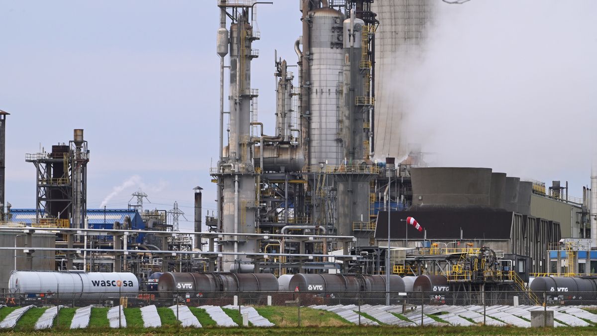 Chemelot blaast stoom af, mogelijk geluidsoverlast