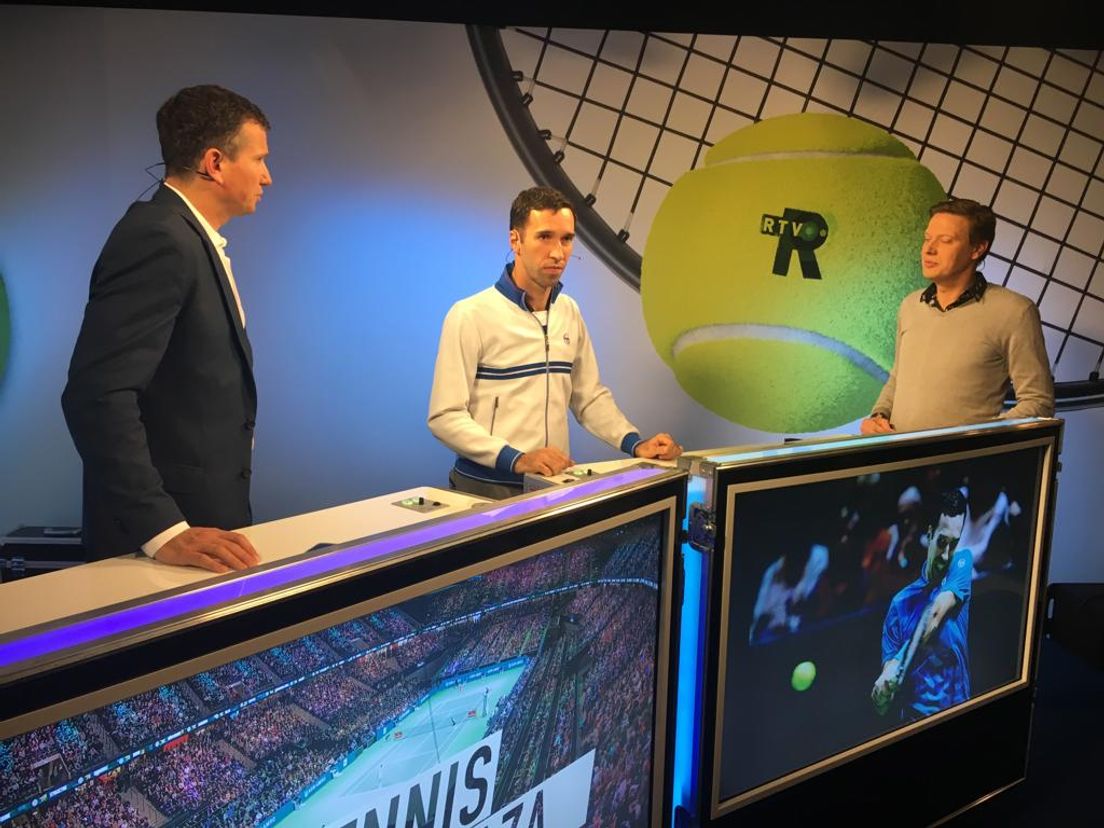 Richard Krajicek, Mikhail Kukushkin en Etienne Verhoeff in de tweede aflevering van Tennis Plaza