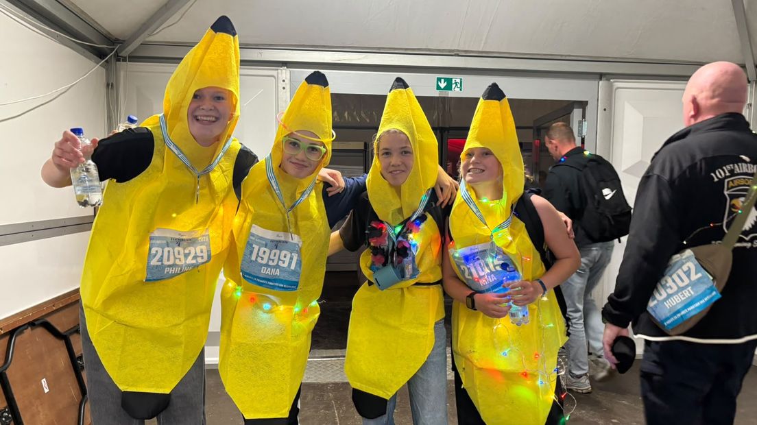 Bananen Philine, Demi, Dana en Nina. Uit Zoutelande, Middelburg, Meliskerke en Veere