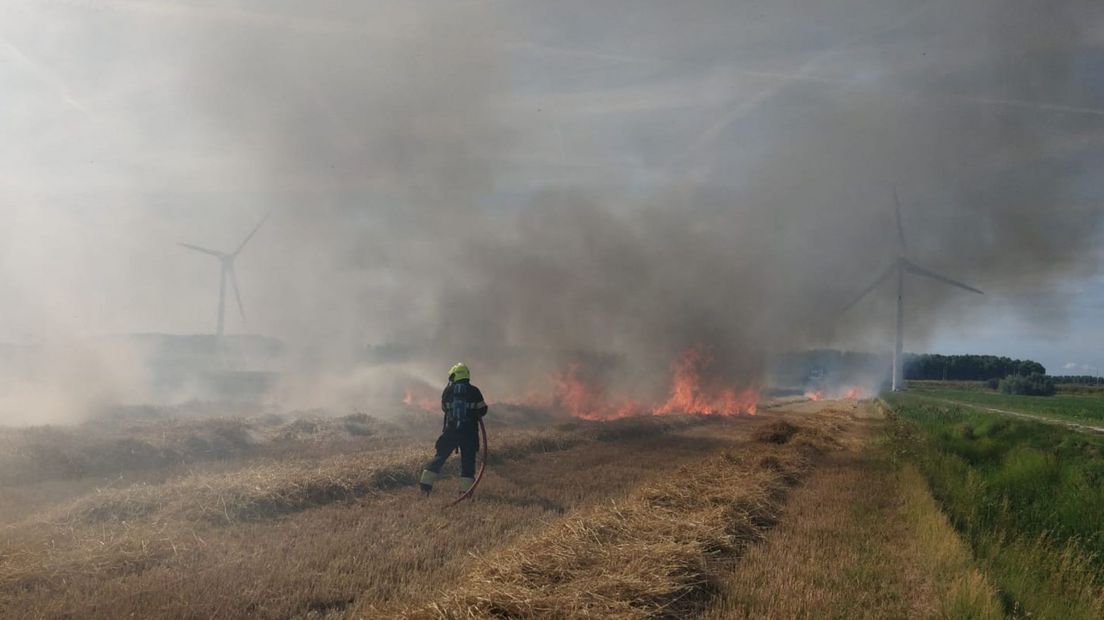 Bij de brand komt veel rook vrij