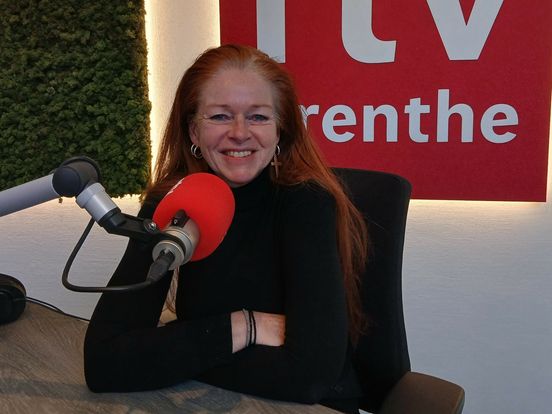 Praot Drents met Mij met Margriet Benak: 'Ik vun het een hiel schrijnend, pienlijk verhaal dat aal maor arger wordde'