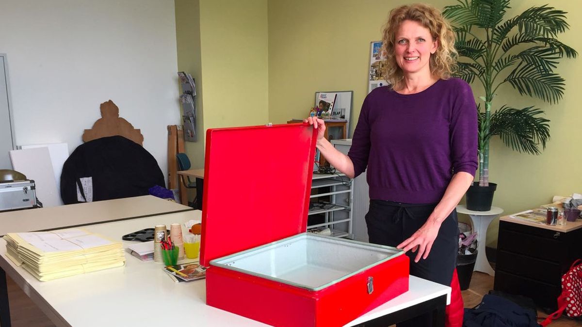 Basisschoolleerlingen Appingedam maken tijdcapsule