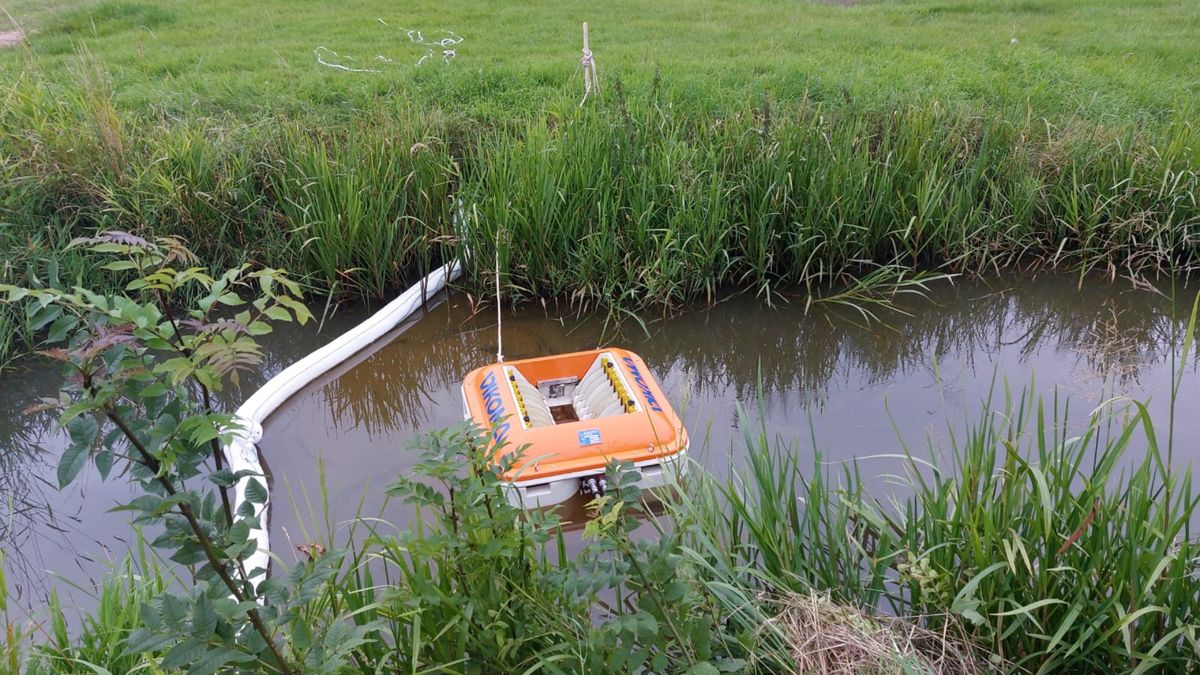 'Zeker 100 liter' olie gelekt op industrieterrein in Cothen