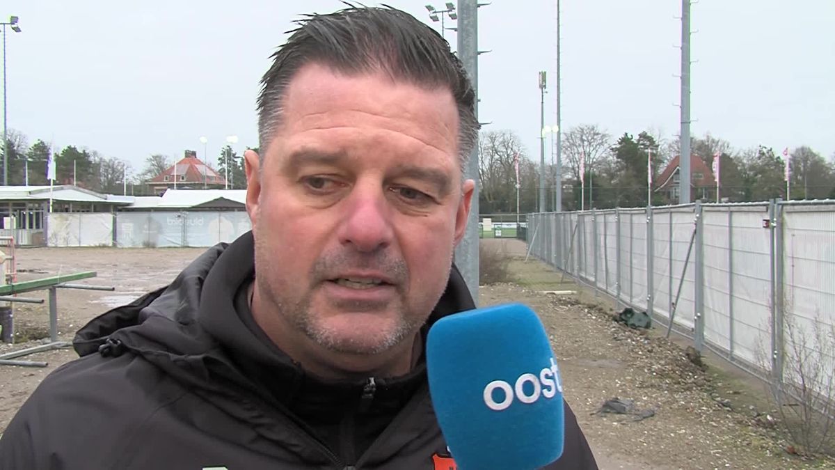 Trainer René van der Weij na de nederlaag van HHC bij HFC