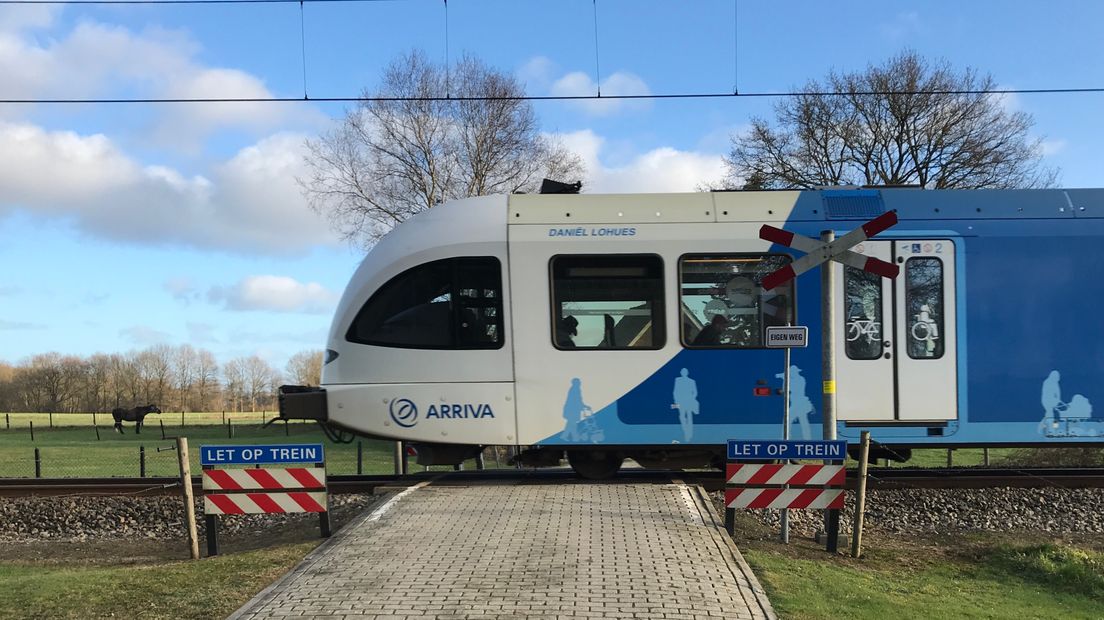 Arriva gaat vanaf 25 mei weer volledig rijden tussen Emmen en Zwolle (Rechten: Serge Vinkenvleugel/RTV Drenthe)