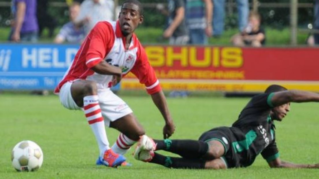 Rustenberg in actie in het oefenduel tegen FC Groningen