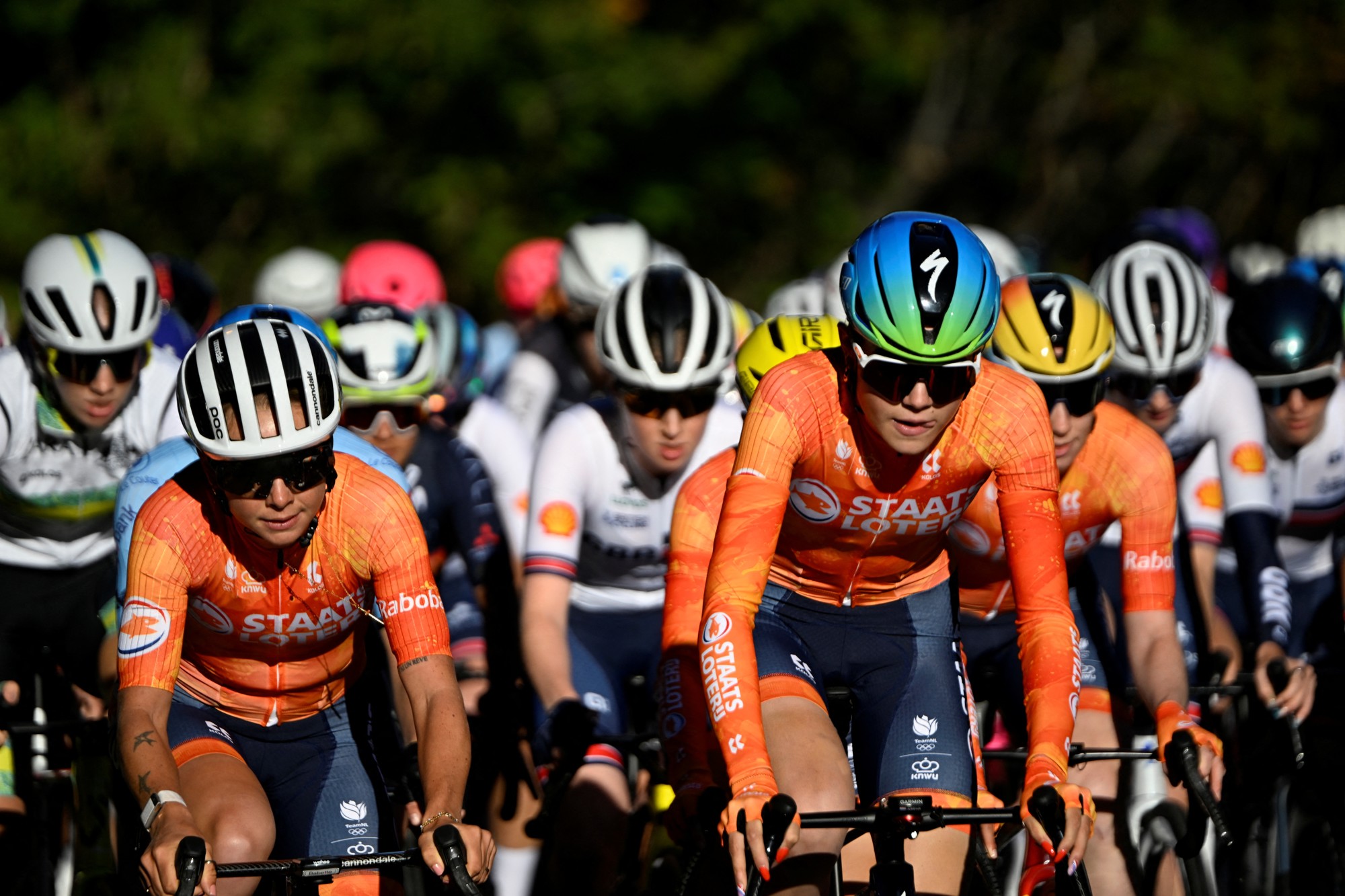 Reijnhout net buiten top 10 op WK wielrennen, Arens snel klaar na valpartij
