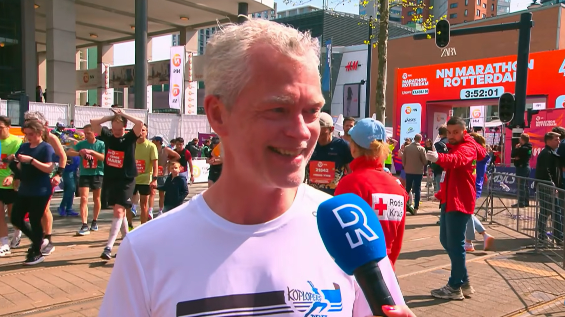 Frank kreeg een hartinfarct, maar loopt weer marathons.