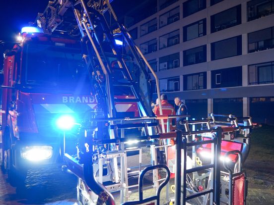 Flatgebouw in Hoogeveen ontruimd door balkonbrand