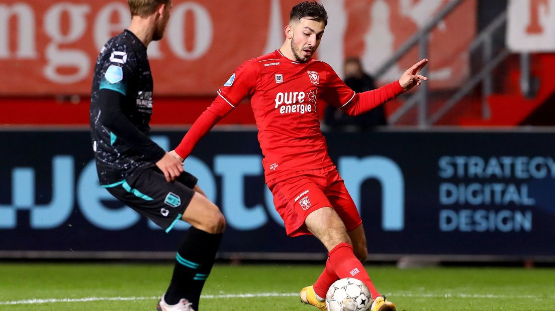 Dervisoglu is al de derde huurspeler die vertrekt in een paar dagen bij FC Twente