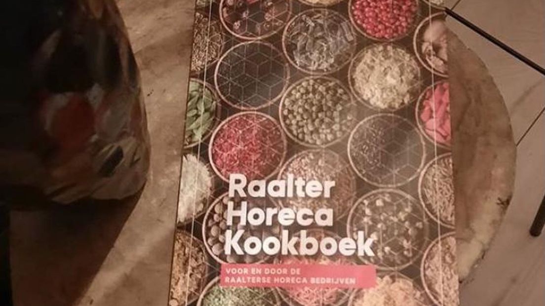 Het Raalter Horecakookboek is vanaf heden te koop!