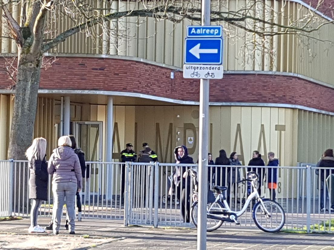 De Zalmplaatschool in Hoogvliet.