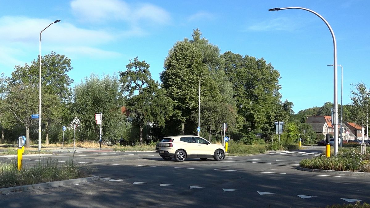 Vernieuwd kruispunt na paar weken alweer aangepast na klachten