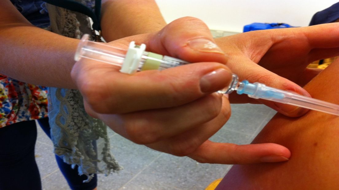 GGD Drenthe gebruikte de naalden voor een aantal vaccinaties (Rechten: archief)