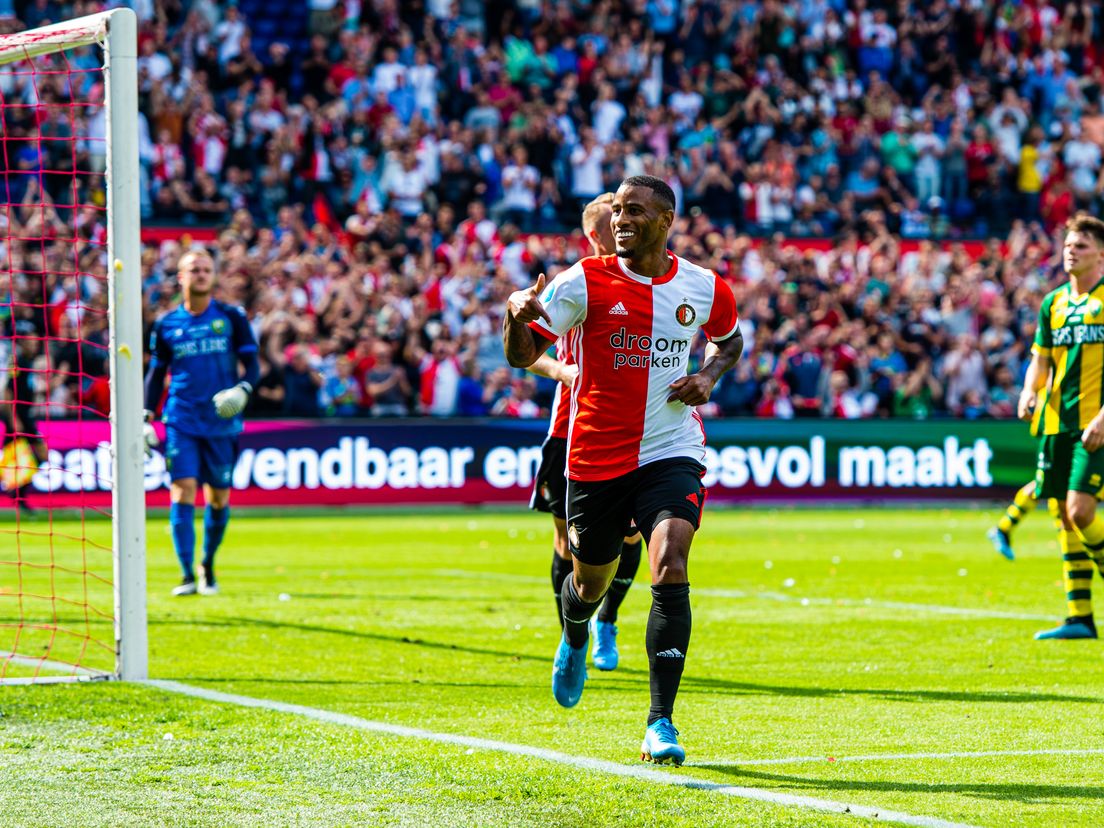 Luciano Narsingh maakt zijn eerste eredivisietreffer voor Feyenoord.