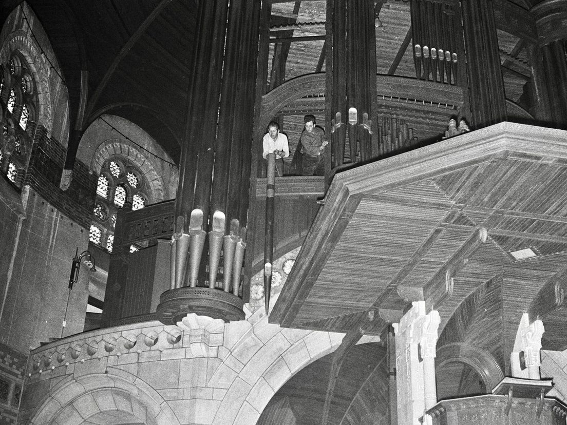 13 januari 1972: het orgel wordt ontmanteld